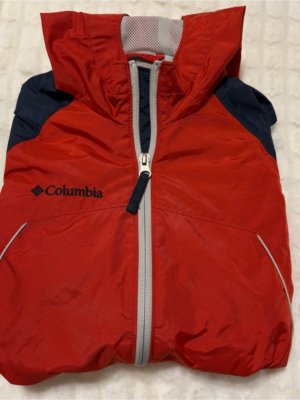 Columbia Red and Navy Hooded Windbreaker Boys Size 6/7